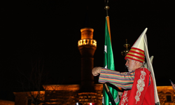 Bursa’nın 700 yıllık destanı ışık gösterisiyle anlatıldı