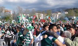 Bursaspor'un şampiyonluk coşkusu Büyükşehir'le yaşandı