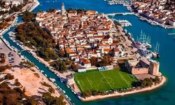 Dünyanın en güzel halı sahası