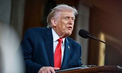 Trump sosyal medyada öfke krizi geçirdi, "Lanet olası boğazı açın"