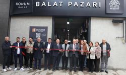 Nilüfer’in 8’inci giyim pazarı Balat’ta açıldı
