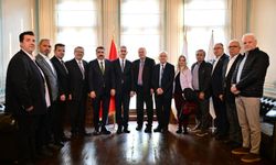 Balkanlarla göbek bağımız var