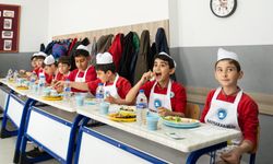 Zeytin kültürü minik şeflerle geleceğe taşınıyor