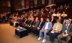 BUÜ’de Türkçenin geleceği konuşuldu