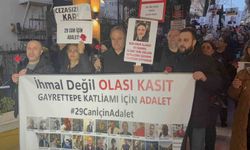 Beşiktaş'taki gece kulübü yangınında hayatını kaybeden 29 kişi anıldı