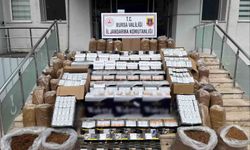 Bursa'da kaçak tütün operasyonu: 205 bin adet makaron ele geçirildi