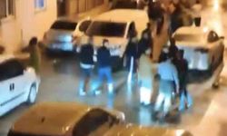 Bursa'da sokak ortasında meydan muharebesi gibi kavga