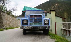 Evinin önünde odunluk olarak kullandığı kamyonu İstanbul'da ceza yedi