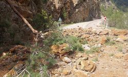 Kara yolu ulaşıma kapandı