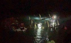 Fethiye'de kayalıklara çarparak batan teknedeki 6 kişi kurtarıldı, 1 kişi kayıp