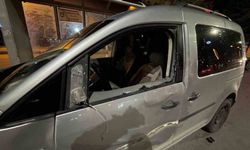 Hafif ticari araç üniversite öğrencisine çarptı