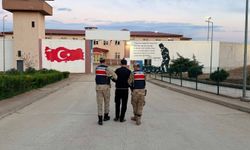 Hırsızlık suçundan 26 yıl kesinleşmiş cezayla aranan şahıs yakalandı