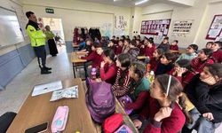 Jandarmadan 6 ilçede öğrencilere trafik eğitimi