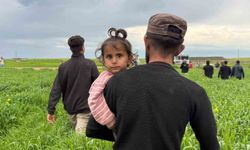 Kayıp kız çocuğu ile ilgili sevindirici haber: Evlerinin 3 kilometre uzağında uyurken bulundu