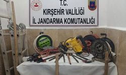 Kırşehir'de kaçak kazı yapan 5 şüpheli suçüstü yakalandı