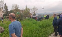 Kontrolden çıkan otomobil, kaldırımda yürüyen 17 yaşındaki genci hayattan kopardı