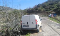 Köprü demirleri araca saplandı: 1 yaralı