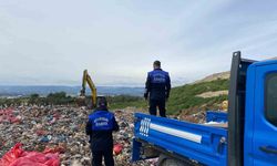 Mersin'de sağlıksız şekilde taşınan çiğ köfte kolilerine el konuldu