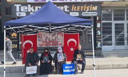 Muş'ta evlat nöbeti sürüyor