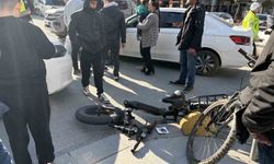 Otomobille çarpışan elektrikli bisiklet sürücüsü yaralandı