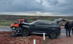 Siverek'te iki otomobil çarpıştı: 8 yaralı