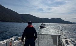 Sürüklenen teknedeki 2 kişi kurtarıldı