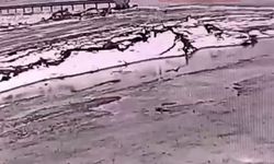 Tatvan'da otomobil takla attı: Sürücü yaralandı