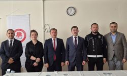 Yalvaç'ta bağımlılıkla mücadele panelinde toplumsal farkındalık mesajı verildi