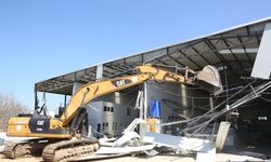 Nilüfer’de kaçak yapılar yıkıldı