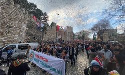 Bursa'da Fetih yürüyüşüyle tarihe yolculuk