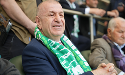 Ümit Özdağ, Bursaspor'a destek için tribünde!