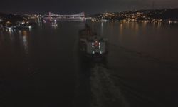 İstanbul Boğazı'nda gemi trafiği askıya alındı