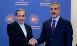 Bakan Fidan, Iranlı mevkidaşı Erakçi ile görüştü