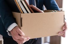 8 bin kişiyi işten çıkarıyor