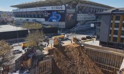 İnşaat alanındaki duvar çöktü