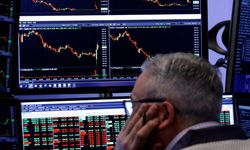 New York borsası Trump'ın İran'a yönelik açıklamaları sonrası düşüşle açıldı