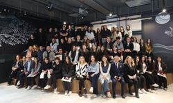 Nezaket Erden, “Sennur Sezer” şiirleri okudu