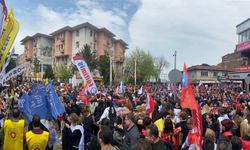 Bursa'da tarihi öğretmen yürüyüşü