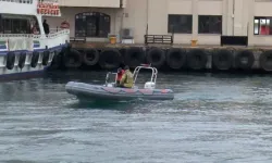 İstanbul'da vapura binen ve kaybolan kadının çantası bulundu: Denizde aranıyor