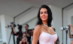 Ronaldo'nun nişanlısı Rodriguez dekoltesiyle olay oldu!