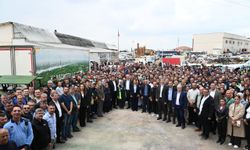 Karacabey Belediyesi personeli bayramlaştı