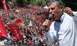 Özgür Özel Güvenpark'ta konuşuyor
