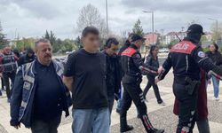 Ailelerden basın mensuplarına tepki: 'Allah belanızı versin, daha 18 yaşında, çekmeyin'
