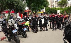 Antalya'da yunus timleri kaza yaptı: 2 polis yaralı