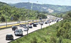 Bolu geçişinde trafik durma noktasına geldi