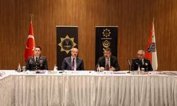 Çanakkale'de Bakan Yardımcısı Çelik'in katılımıyla narkotik suçlarla mücadele değerlendirmesi yapıldı
