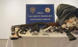 Erbaa'da silah operasyonunda cephanelik çıktı
