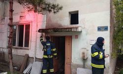 Evde çıkan yangında dumandan etkilenen 98 yaşındaki kadın hayatını kaybetti
