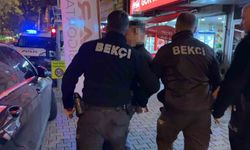 Husumetlisini bıçakladı, olay yerine yakın yerde yakalandı