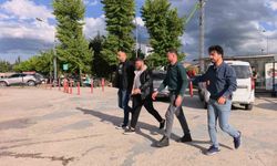 İnegöl'de enseden bıçaklayan şüpheli ile ağabeyi yakalandı